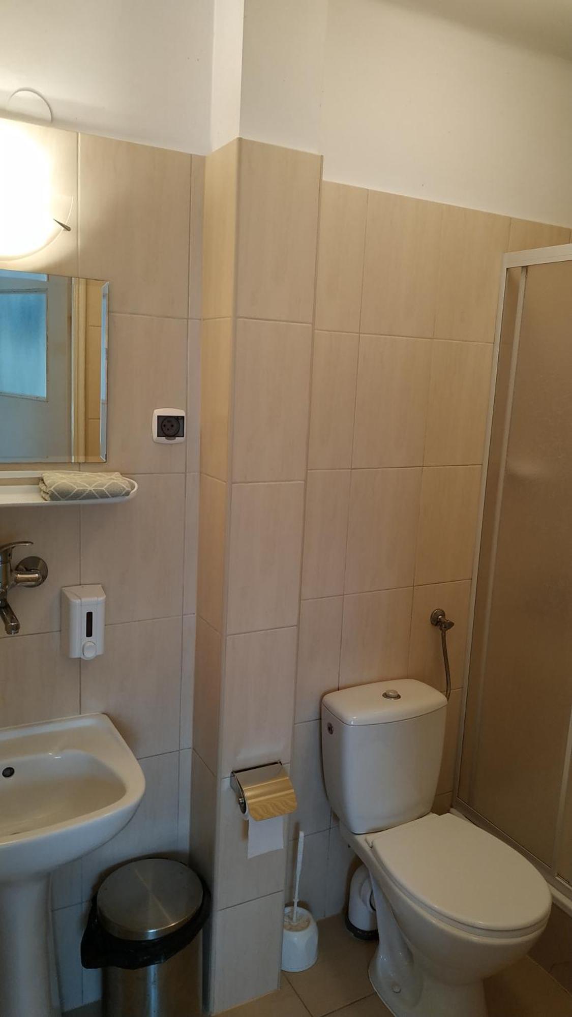 Hotel Eden 24H 热舒夫 外观 照片