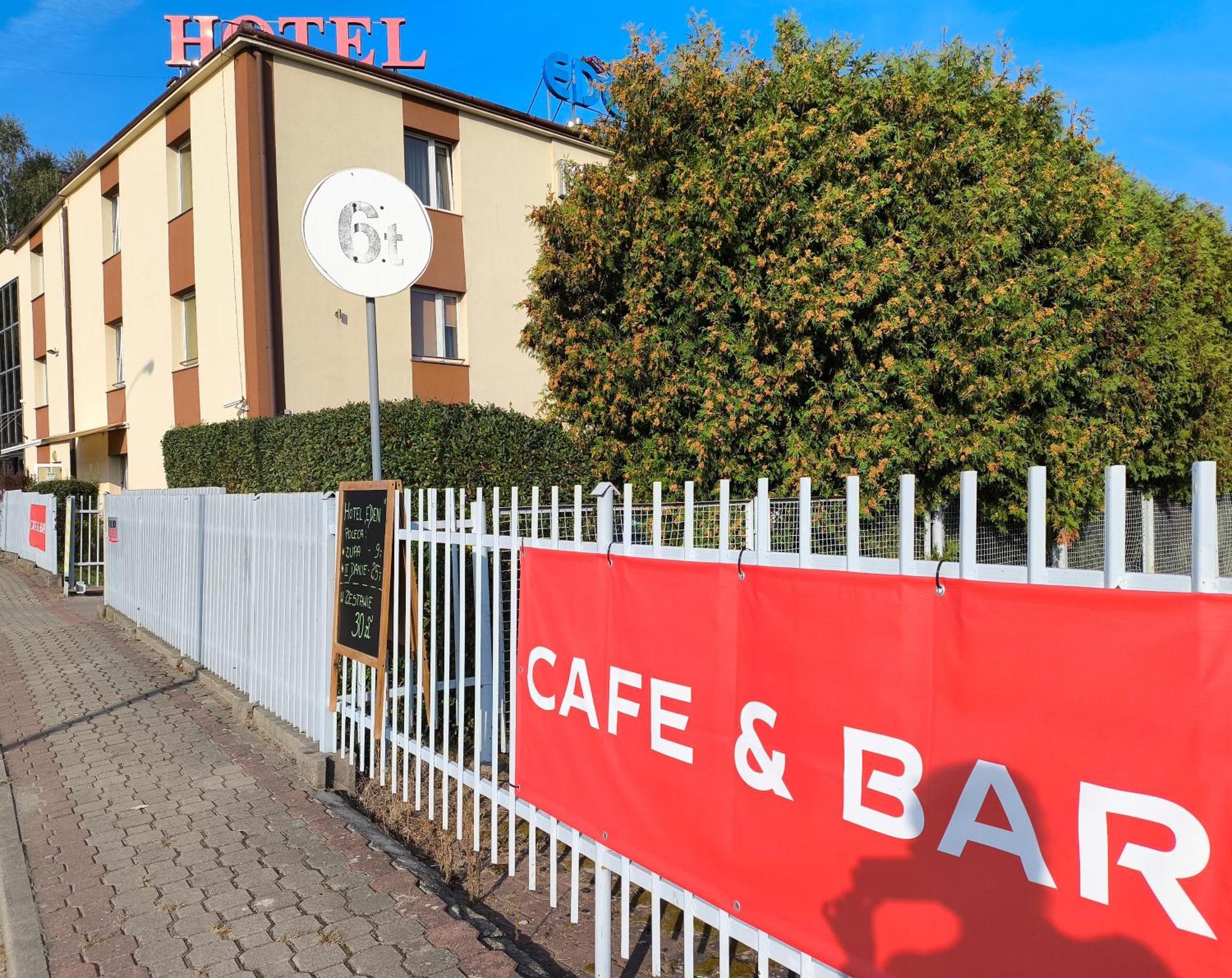 Hotel Eden 24H 热舒夫 外观 照片